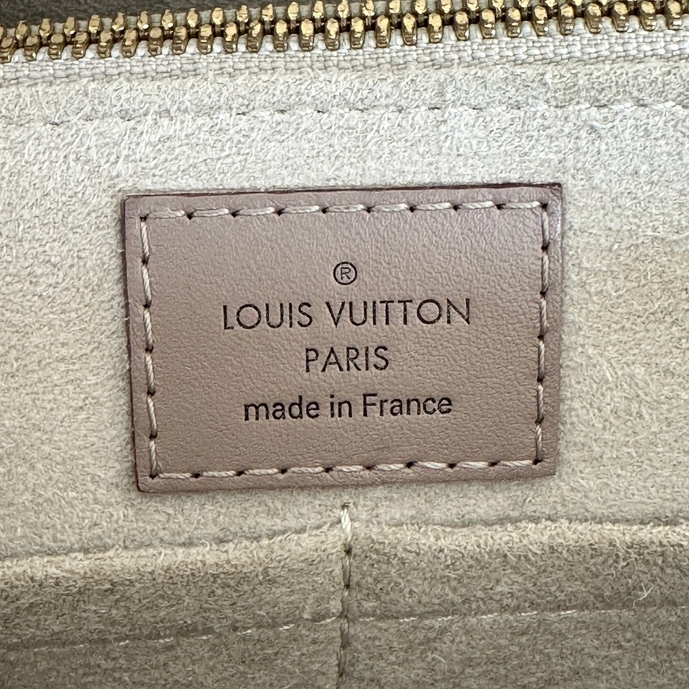 Cuir Plume Very Tote - Picture 10 of 16